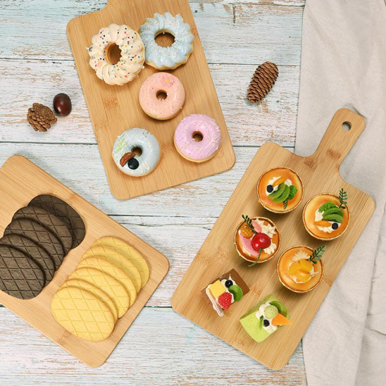 planche a decouper bois gateau