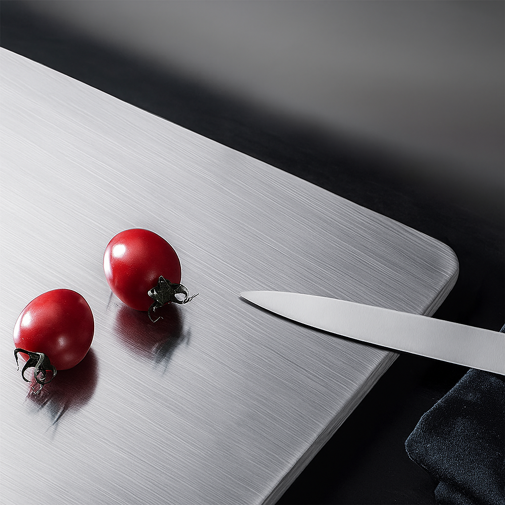 planche a decouper en titane groseille couteau