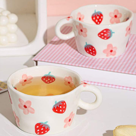 tasses enfant fille jaune fraise the